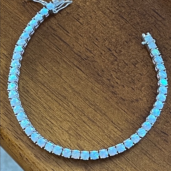 Opal Bracelet in Silver Setting - Picture 6 of 12